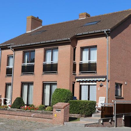 Dodo Des Iles Acomodação com café da manhã Koksijde Exterior foto