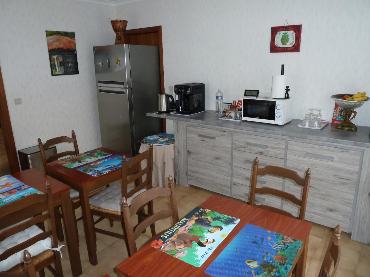 Dodo Des Iles Acomodação com café da manhã Koksijde Exterior foto